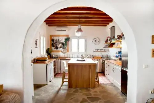 Aenaos Villa By K&k