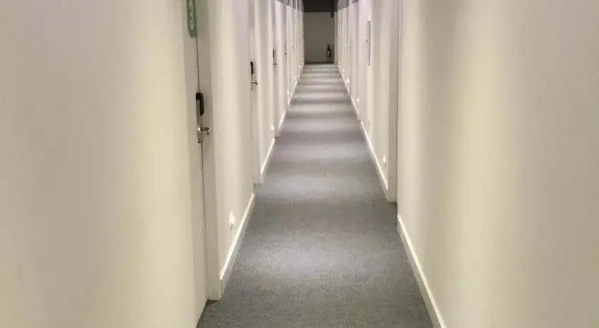 Mr Hostel Business Lodge