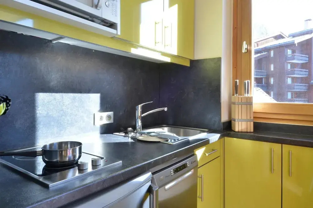 Belle Plagne Studio for 4 People of 28 Mâ², in the Resort Center Be543