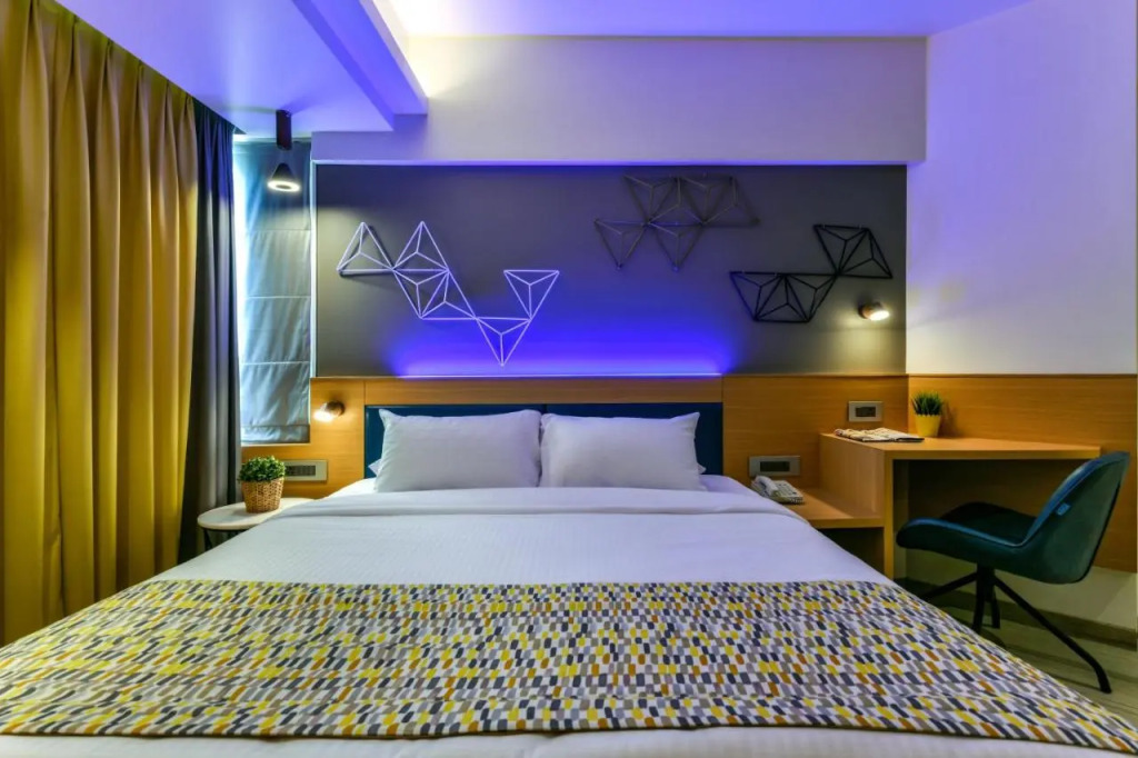 Indie Stays, BKC