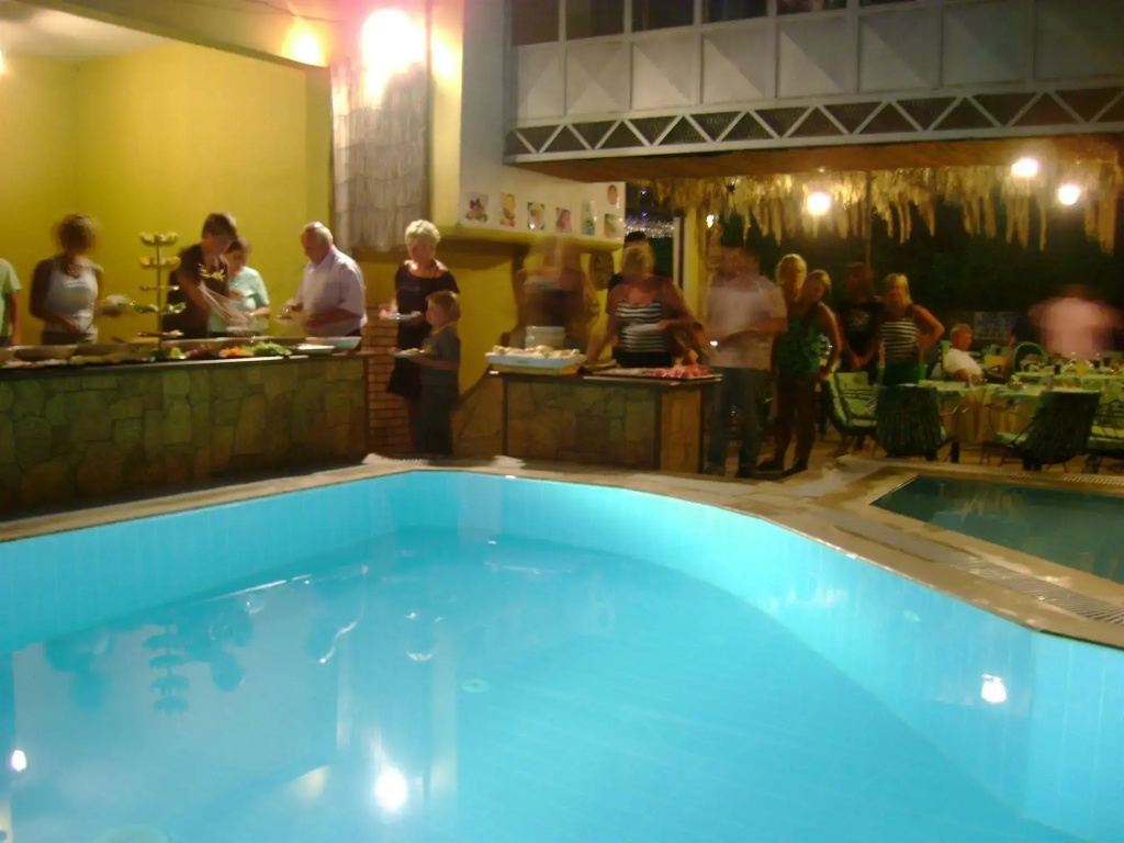 Kleopatra Bavyera Hotel
