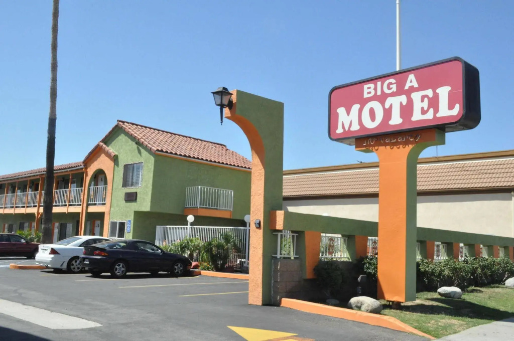 Big A Motel & Suites Near Disneyland Orange County