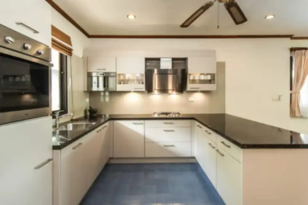 5 Bedroom Beach Front Villa on Samrong Bay