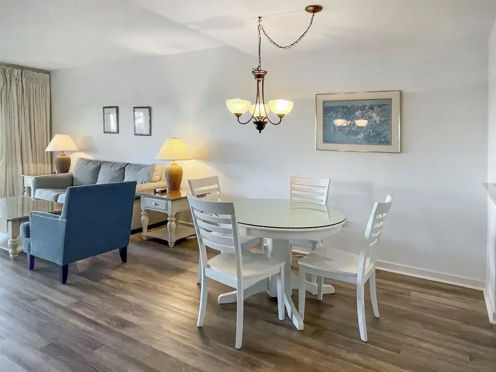 1824 Beachside Tennis at The Sea Pines Resort