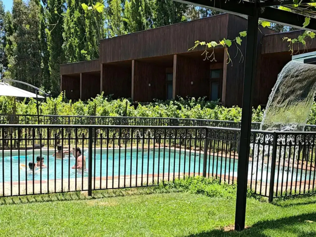 Hotel Parronales