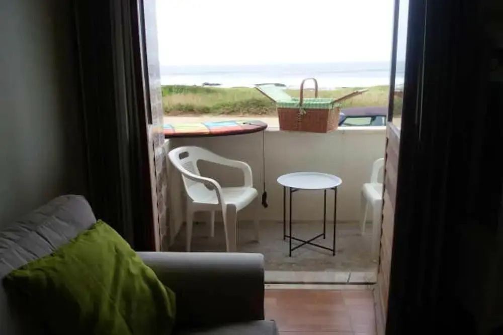 House with One Bedroom in Moledo, with Wonderful Sea View, Balcony And Wifi