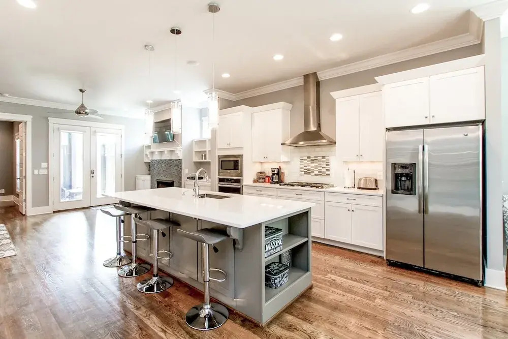 Brand New Luxury Rental in Nashville by RedAwning