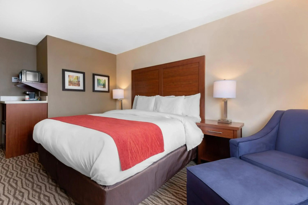 Comfort Inn & Suites
