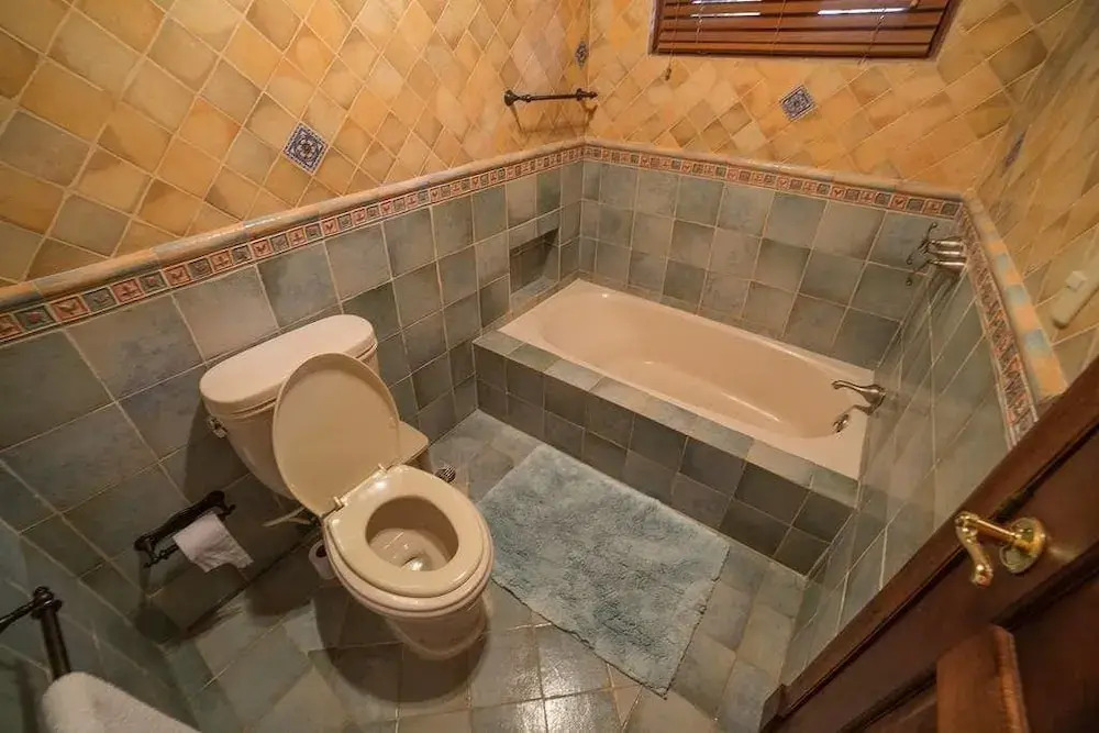 8BR 9BA Barranca Villa by ASVR
