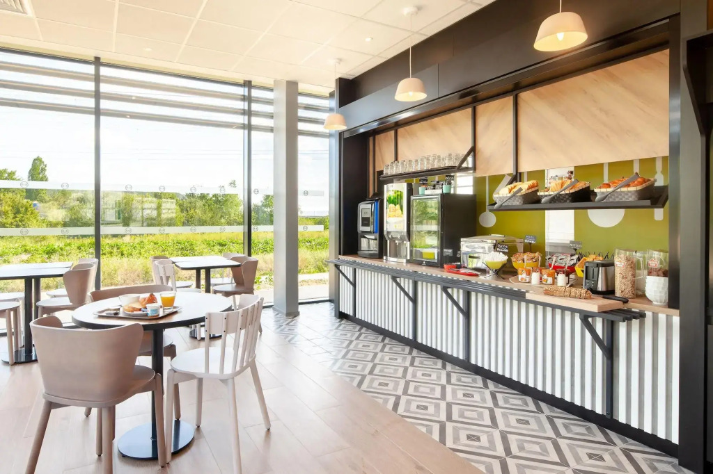 B&B HOTEL Igny Palaiseau