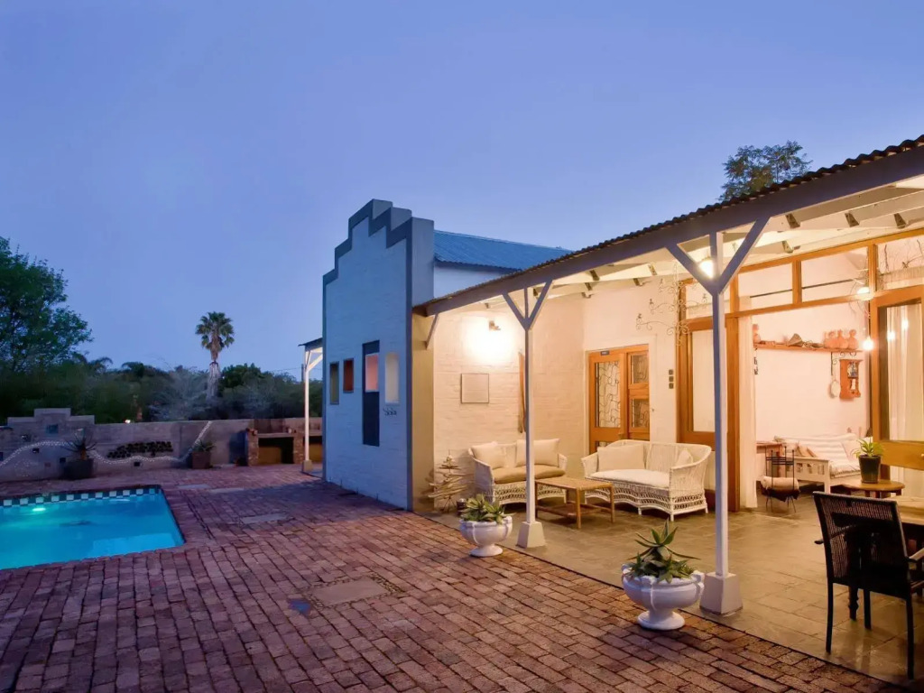 Karoo Retreat- Self Catering Villas and Guest House