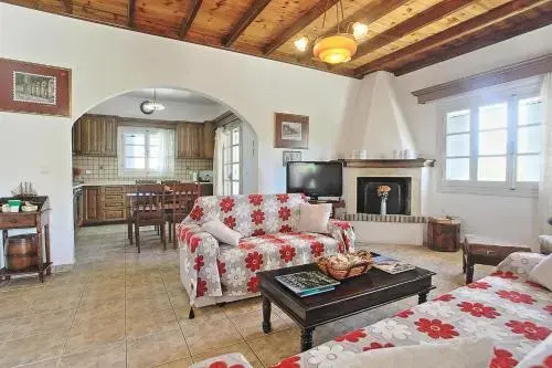 Vari Estate