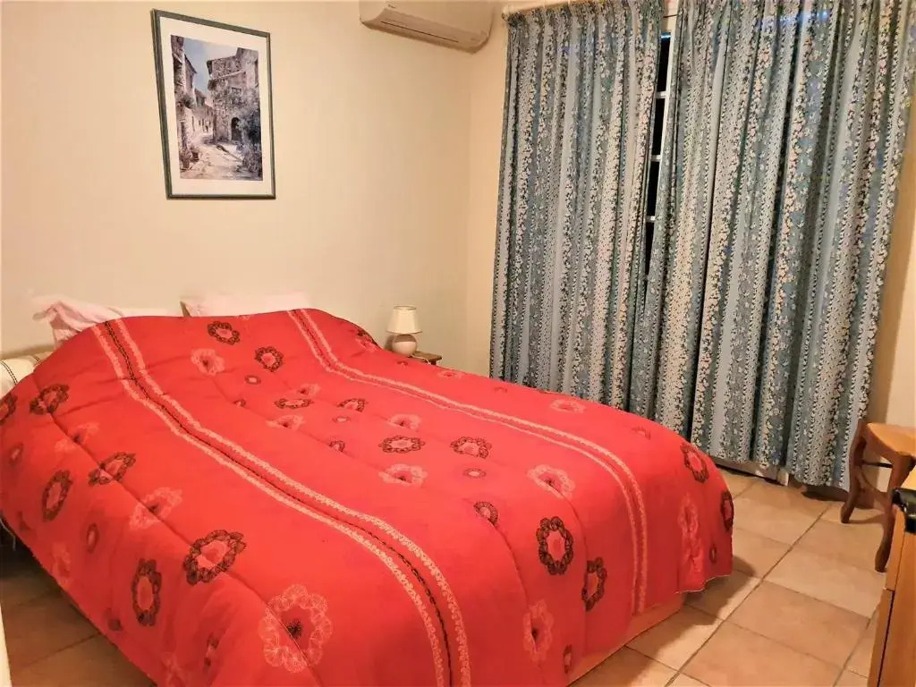 Villa climatisée Roquebrune 5 pièces, 8 couchages, piscine privée, proche plage - FR-1-226-429