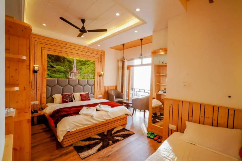 Lord Krishna Boutique Stay