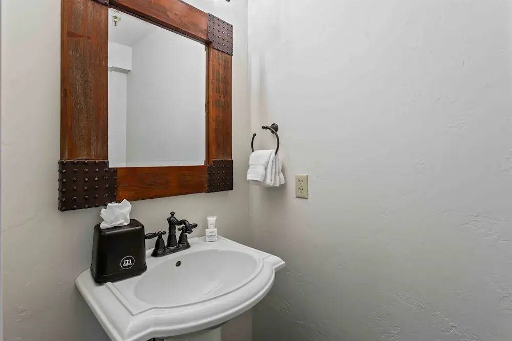 1733 - Daystar Three Bedroom with Spa 3 Condo