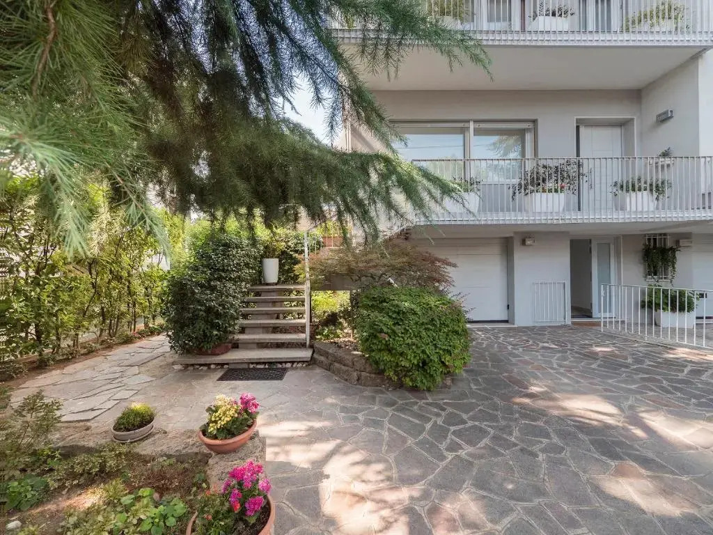 Sweet Studio IN GIARDINO