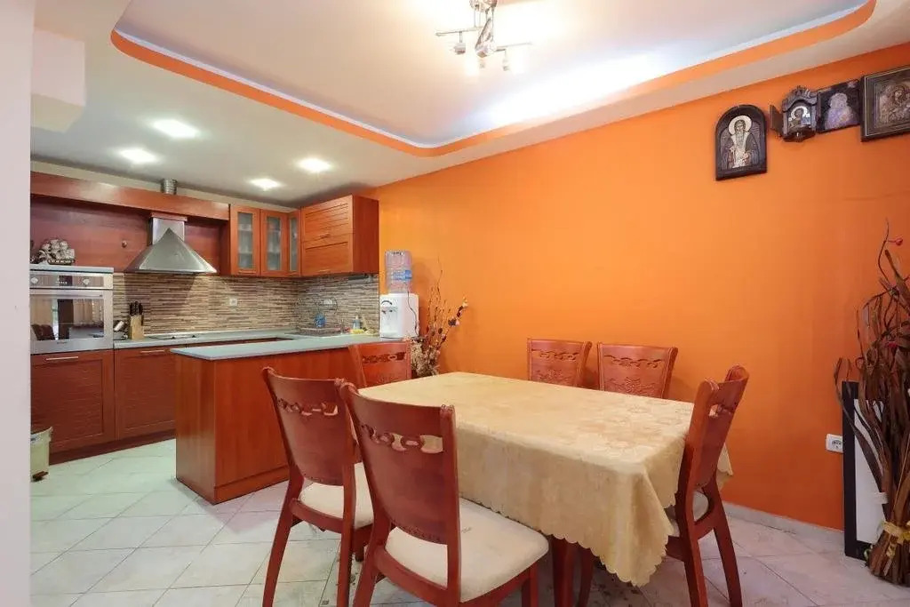 Elpida Guest House