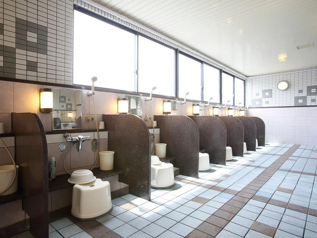 Sauna & Capsule Hotel Rumor Plaza