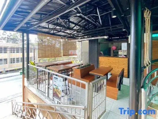RedDoorz Hostel @ Tita Aidz Inn Baguio