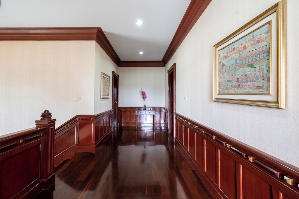Angel Pool Villa Phuket