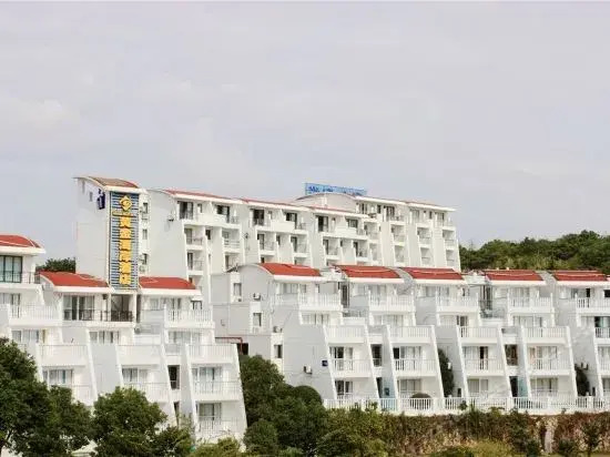 Gold Coast Hotel