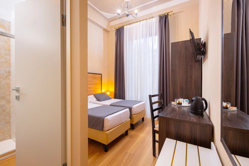 Astrid Hotel