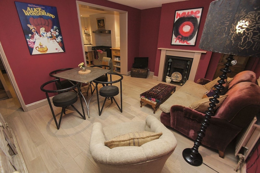 Pelham Boutique House