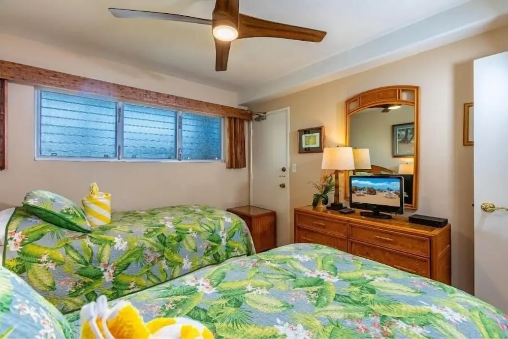 Royal Mauian, #205 2 Bedroom Condo by RedAwning