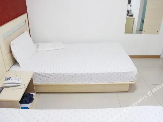Home Inn Yellow Crane Tower Tanhualin Huayi Select Hotel