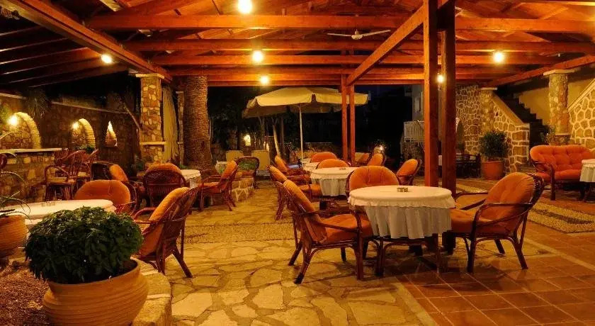 Kastro Hotel