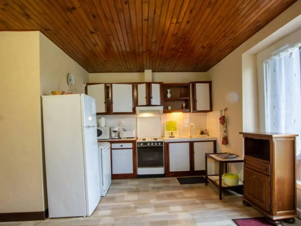 Gite Génis, 3 pièces, 4 personnes - FR-1-616-13