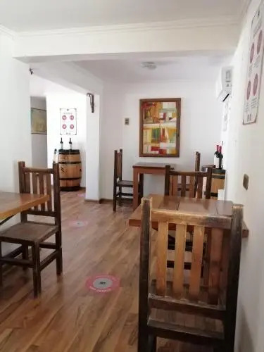 Tierra y Vino a pasos Museo y Casino