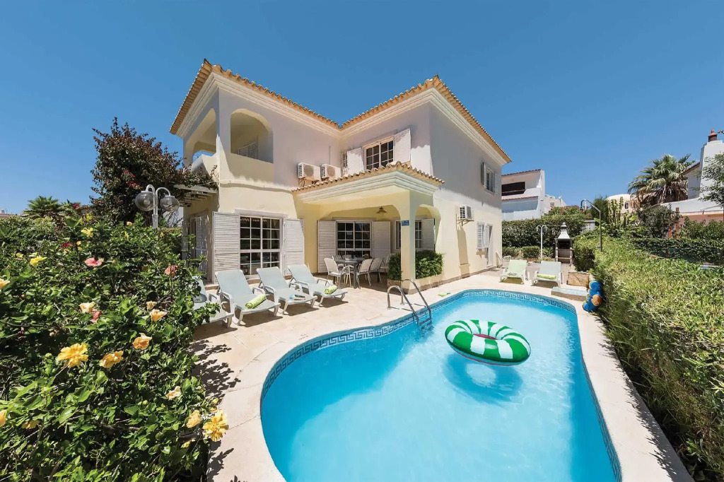 Old Village Area and close to all amenities, Overlooking Golf Course