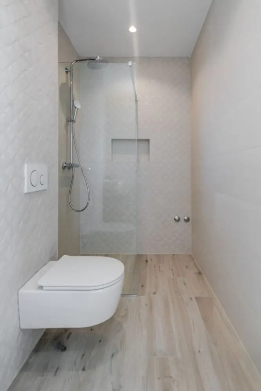 Luxury Villa Seven Seas with infinity heated pool by the sea in Ražanj