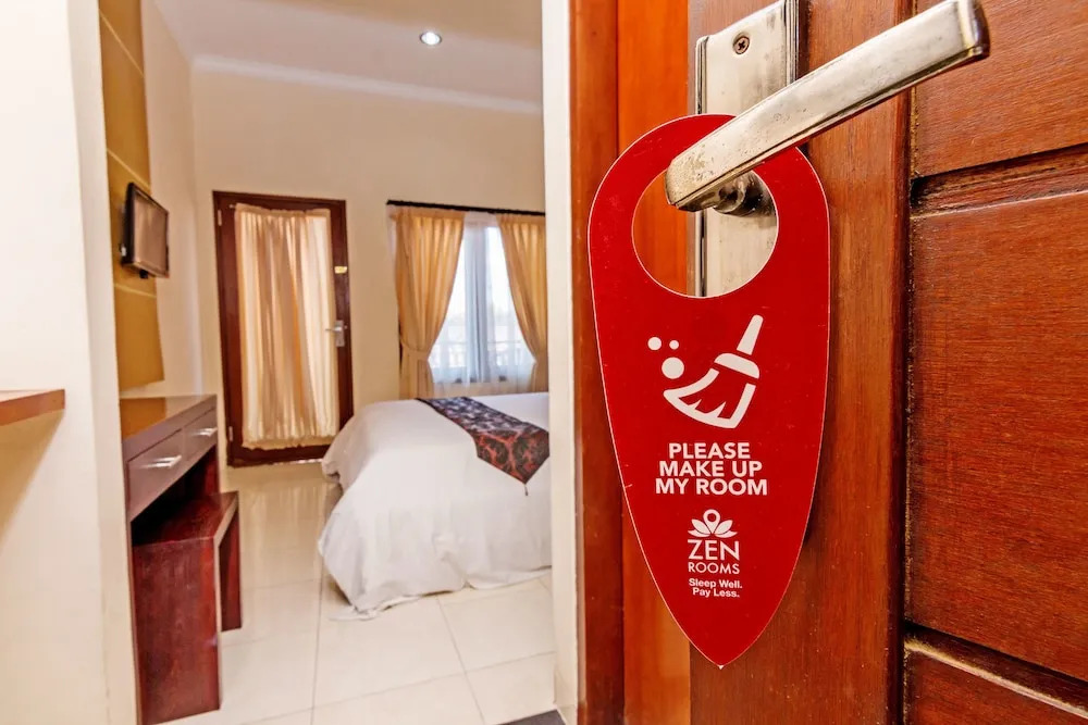ZEN Rooms Sunshine Dewi Sartika
