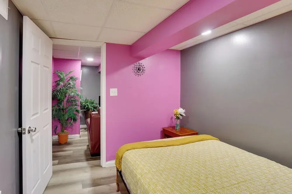 9 Mi to Midtown: Convenient Harrisburg Apt