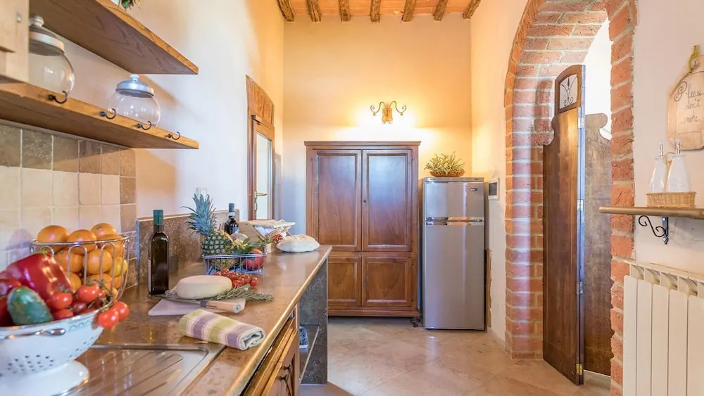 Villa Le Chiarne 22, Emma Villas