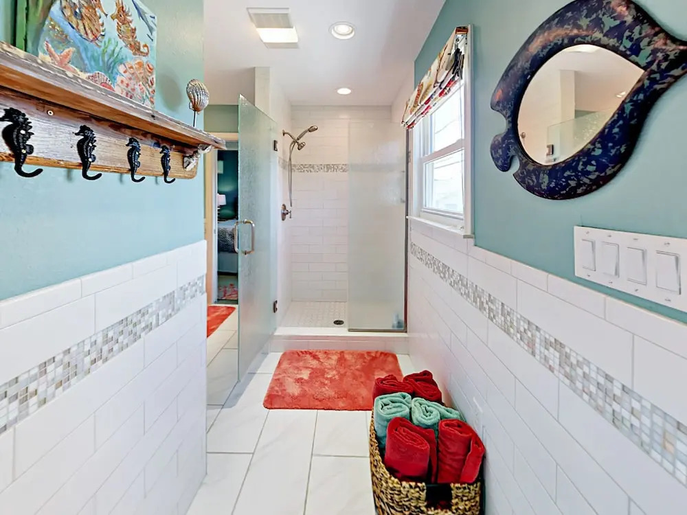 2611 Avenue Q Cottage 2 Bedrooms 1 Bathroom Cottage