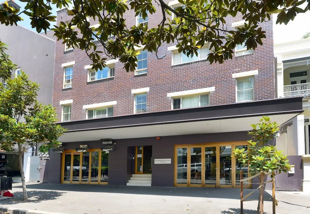 Hotel Emerald