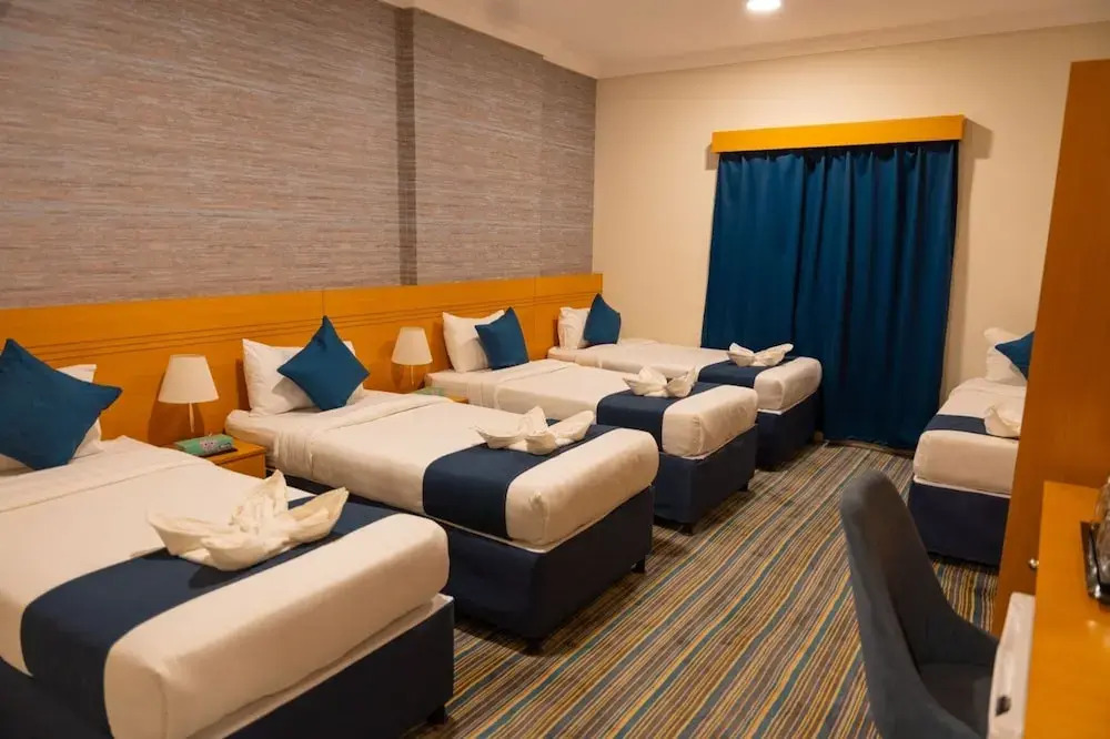Baradis Land Hotel