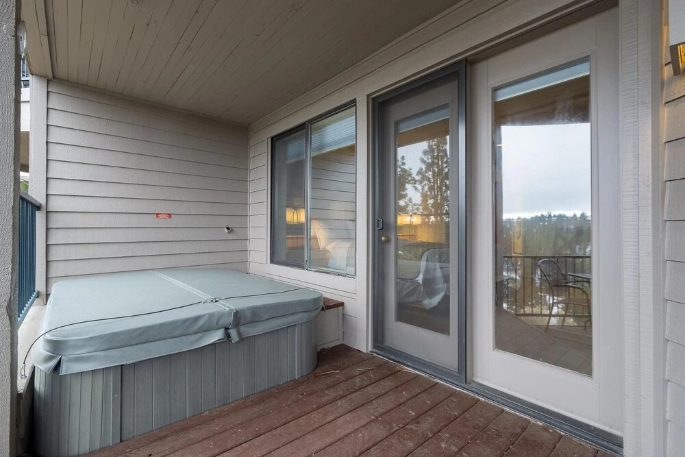 River Ridge 332ab