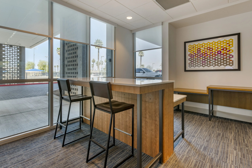 Holiday Inn Express & Suites - Phoenix Dwtn - State Capitol by IHG
