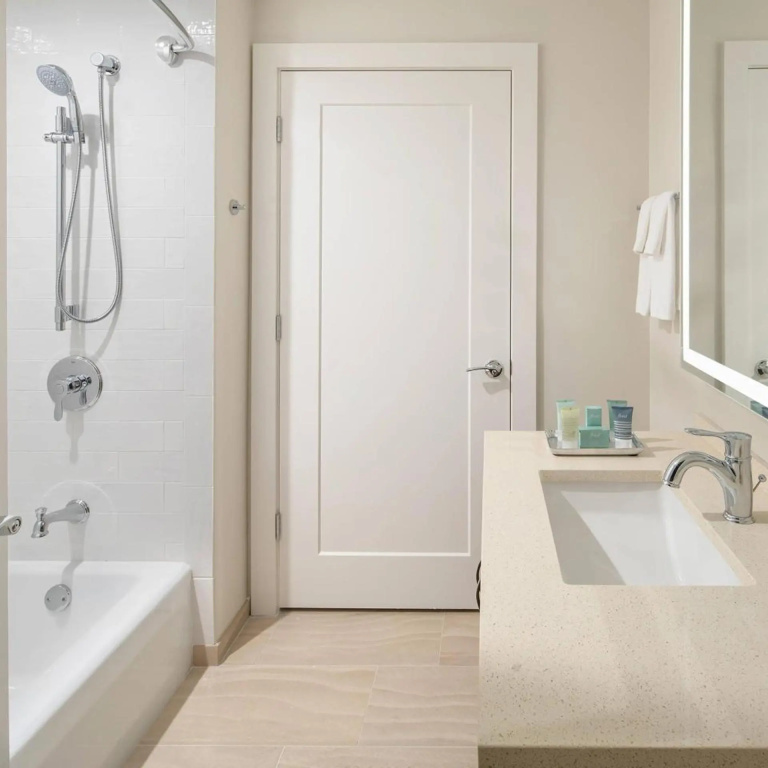 Waterline Villas & Marina, Autograph Collection