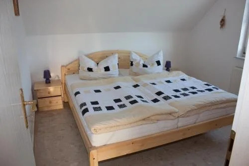 Ferienwohnung Gartentraum mit tollem Rasengarten