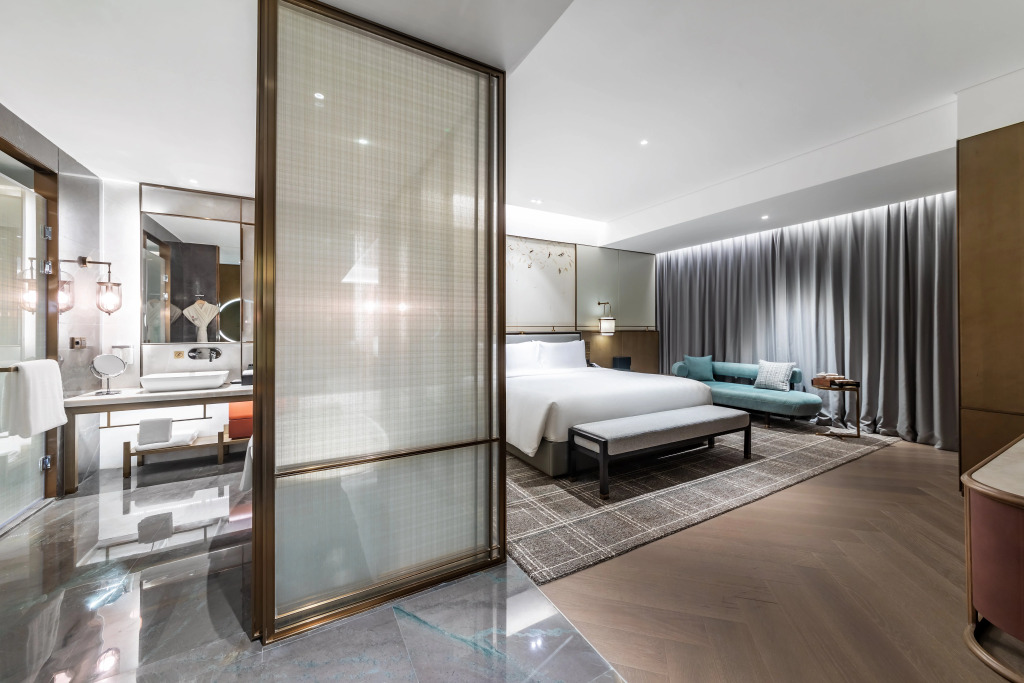 HUALUXE Xi an Chanba by IHG
