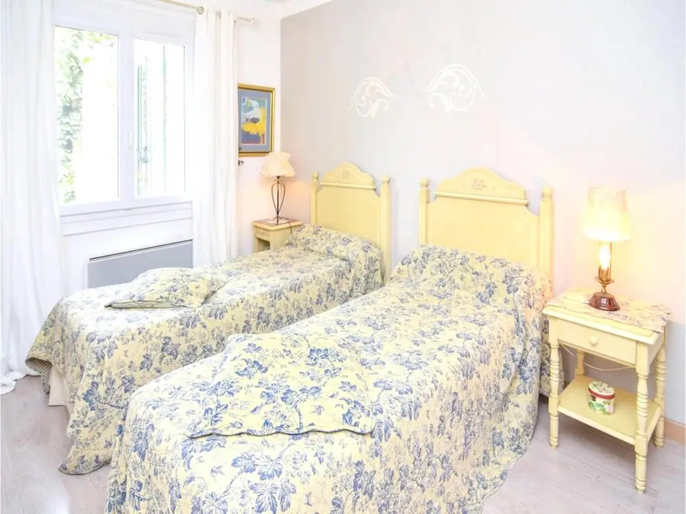 Villa With 4 Bedrooms in Orgon, With Private Pool, Enclosed Garden and