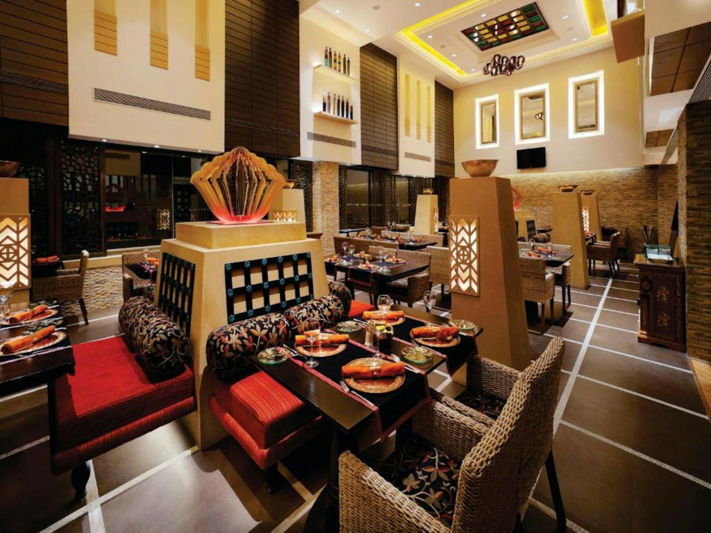Le Meridien, Surat