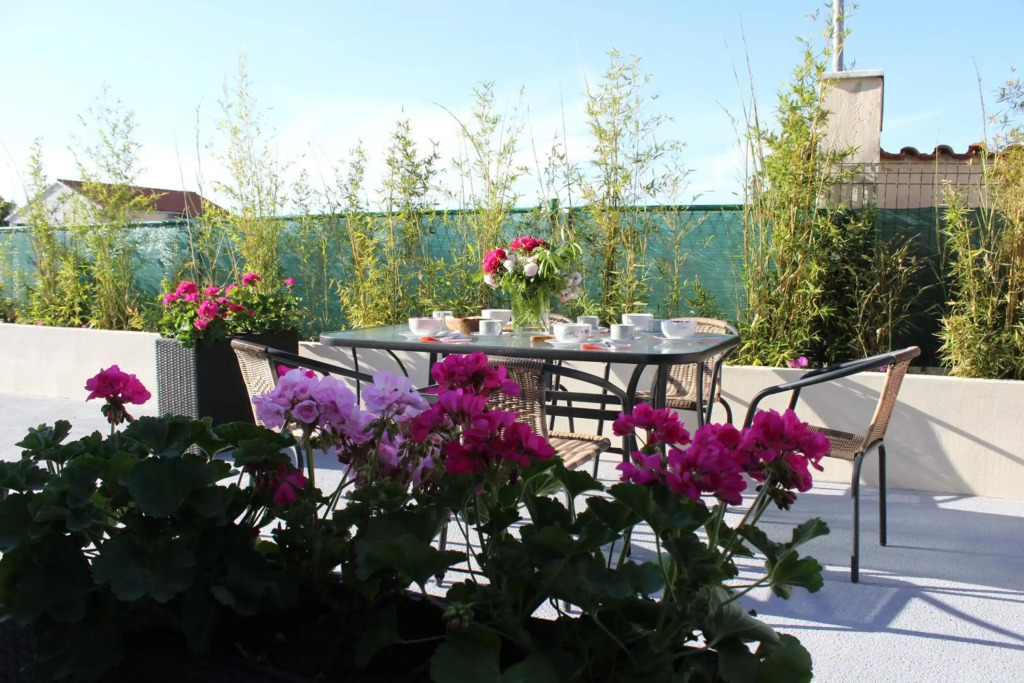 Calypso - newly equiped, with separate entrance and parking