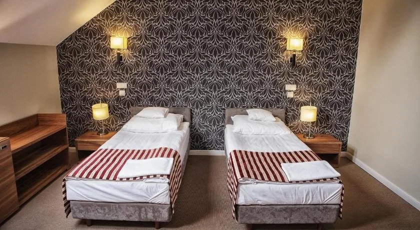 Hotel Lord Krosno