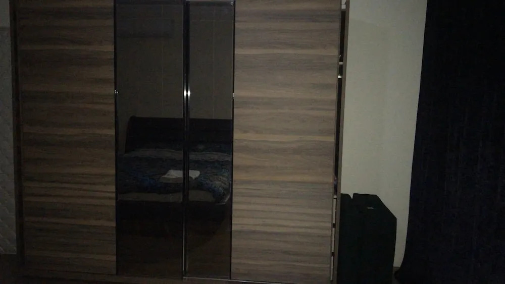 Zanos Apartments